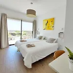 Villa 4 Dormitorios Para 8 Personas